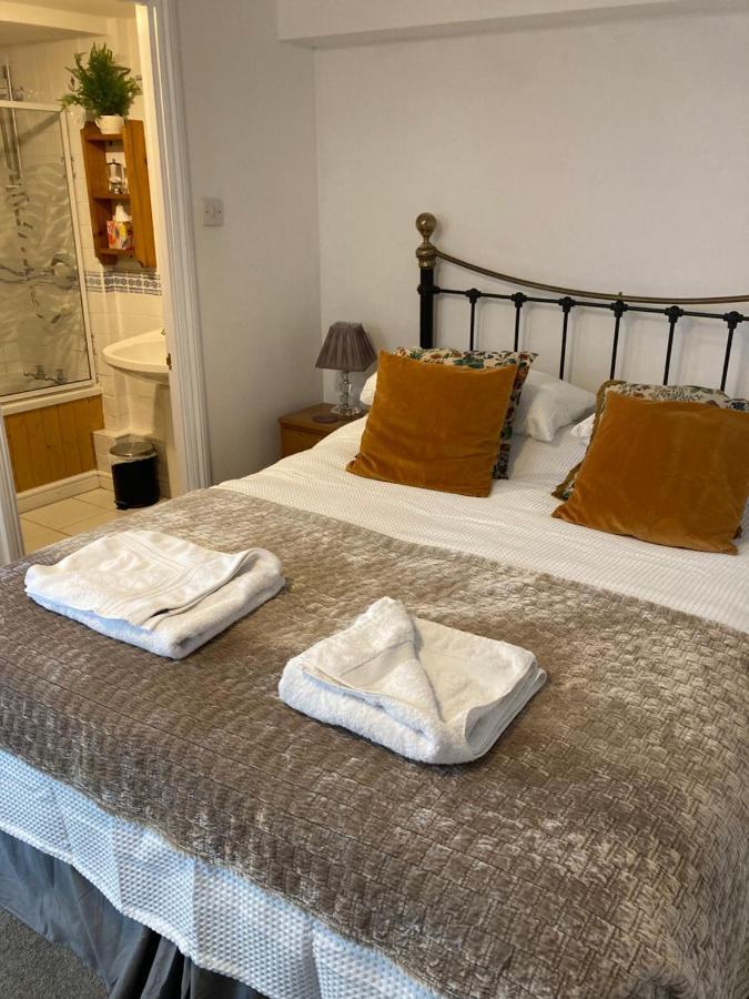 The Granary At Bissick Old Mill Apartment ทรูโร ภายนอก รูปภาพ