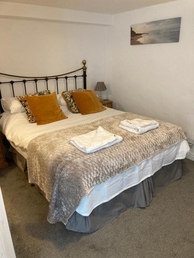 The Granary At Bissick Old Mill Apartment ทรูโร ภายนอก รูปภาพ